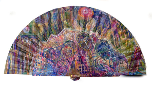 | "DOS SOLES" | Esmalte, acrílico, tintas chinas, rotuladores, pan de oro, sobre abanico en tela blanco. Reverso esmalte blanco línea bronce. Semicírculo 50 cm. Diámetro. 20-22 de julio 2022.