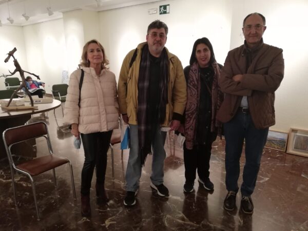 "Artista por la Palma". Exposición benéfica en la Sala de la Económica. Junto a otros autores.