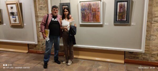 En la exposición "REENCUENTRO" junto a las obras que presento y mi hija Adelina.